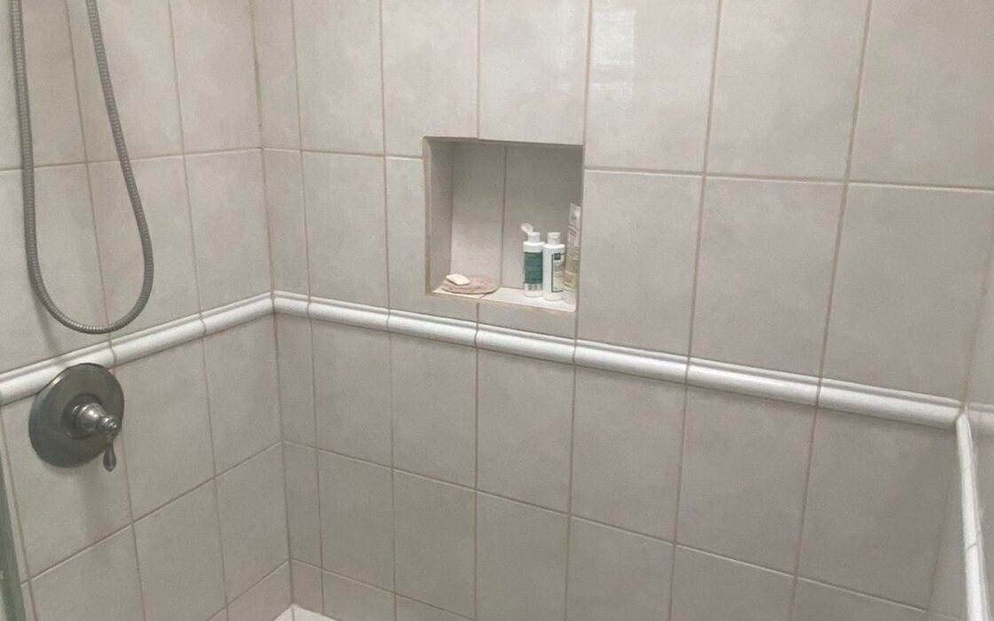 VIVE TRANQUILAMENTE EN PLAYAS DE TIJUANA EN ESTA CASA EN VENTA